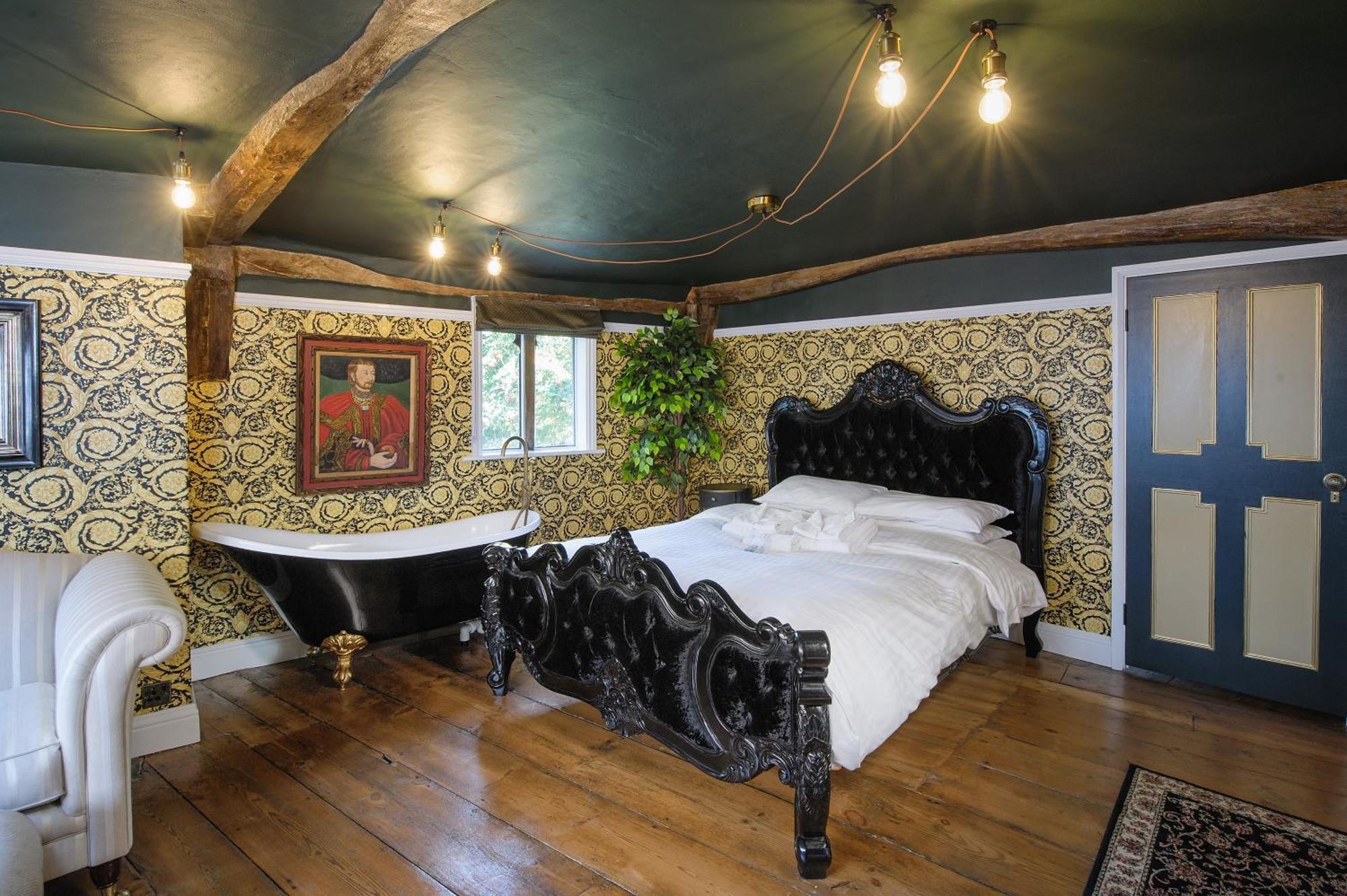 Huge Deluxe 600 Year Old Essex Manor, Hot Tub, Cinema Room, Sky Tv Saffron Walden Zewnętrze zdjęcie